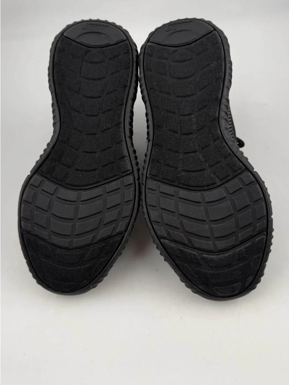 NEW! Avia Women’s Black Memory Foam -SZ 9- Odor Control Athletic Running Shoes